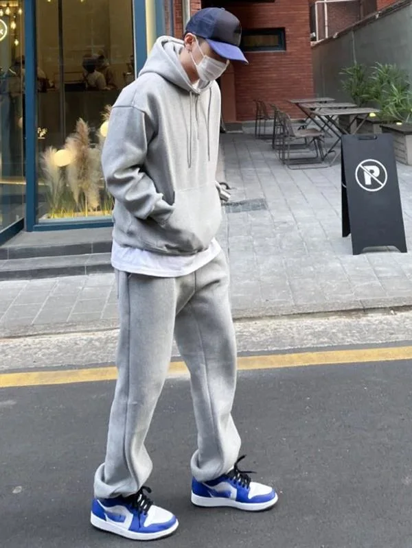 Wholesale Grey Color Plain Men Kangaroo Pocket Half Zipper Drop Shoulder Long Sleeve Drawstring Hoodie